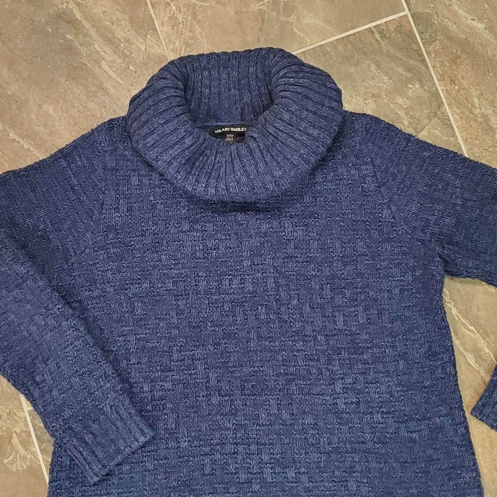 Dark blue knit Hillary Radley sweater. M.
